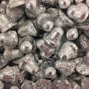 Bells-Milk-Chocolate-Silver_6501da531e5d6588eca80a79ca881bf1
