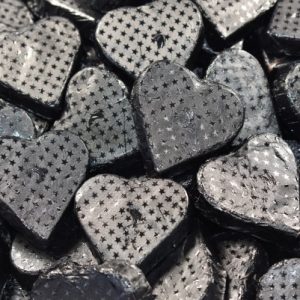 Romeo-Heart-Dark-Chocolate-Embossed-Black_a1907cab0ab8a8c30adf9f9fa493854b