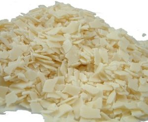 Flake-White-Chocolate_4f076a2e2b5d760a10a8ed37b522194b