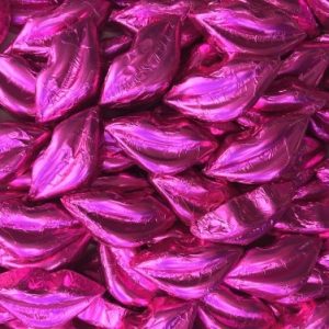 Kisses-Milk-Chocolate_c3ce3e1dd973c9ffe18c9326c4e6adf7